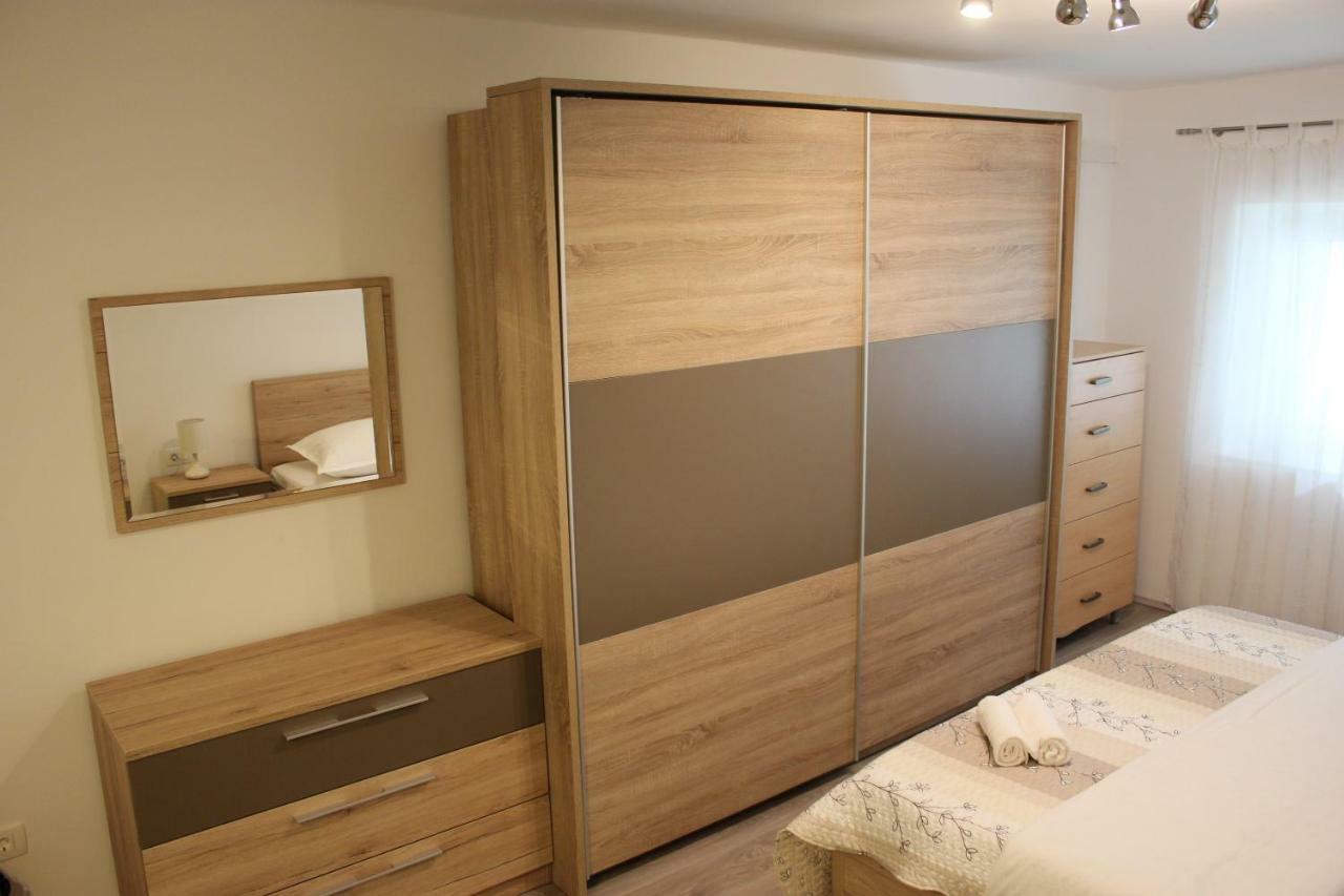 Apartman Tafra Omiš Exteriér fotografie