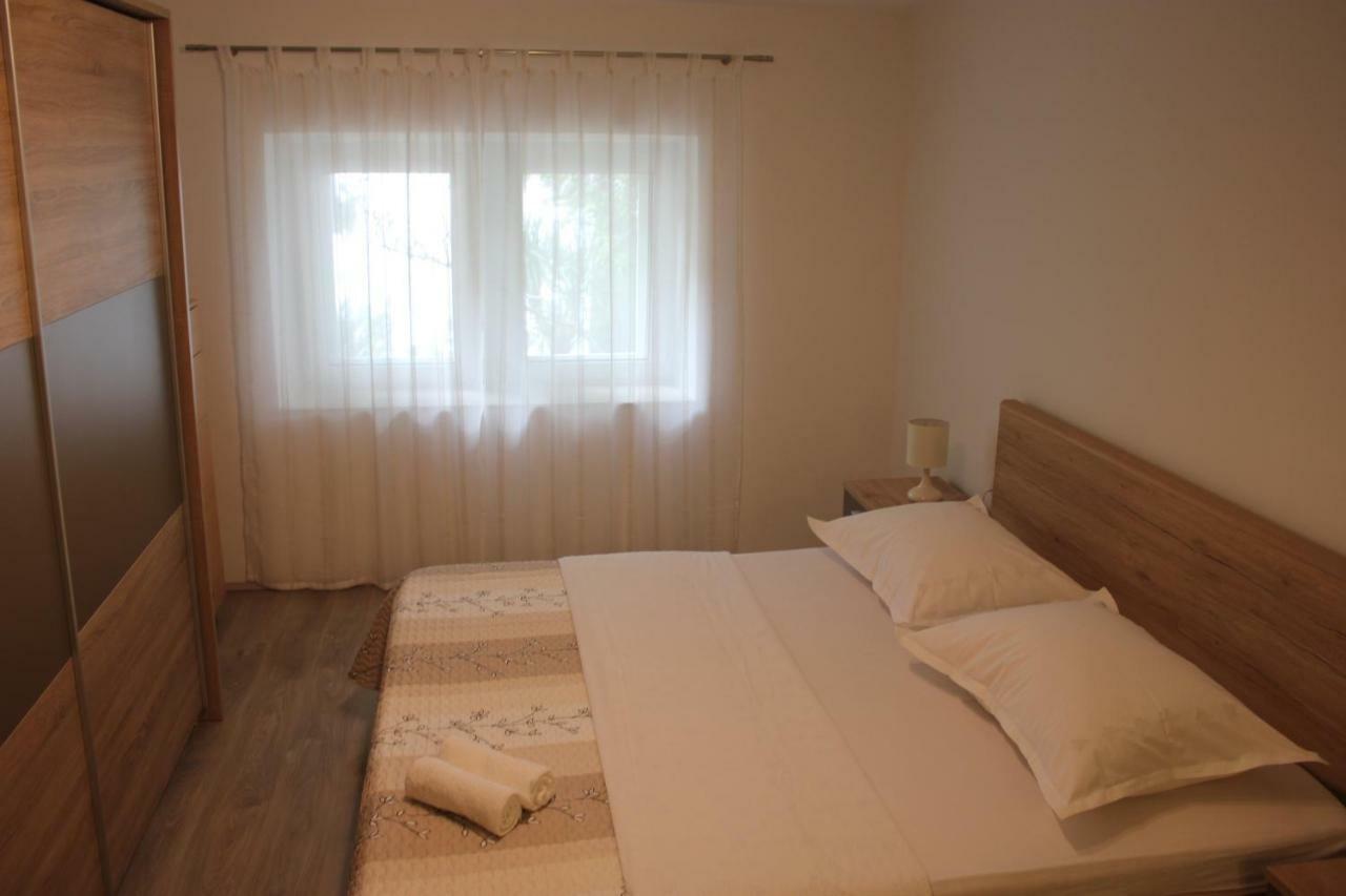 Apartman Tafra Omiš Exteriér fotografie